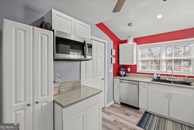 120 Adamson Drive, Carrollton, GA 30117