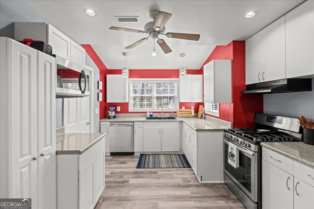 120 Adamson Drive, Carrollton, GA 30117