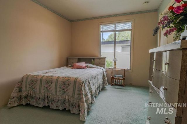 421 E Avenue E, Jerome, ID 83338
