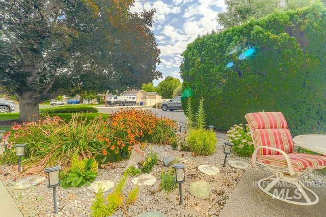 421 E Avenue E, Jerome, ID 83338