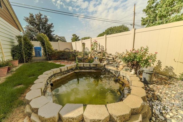 421 E Avenue E, Jerome, ID 83338