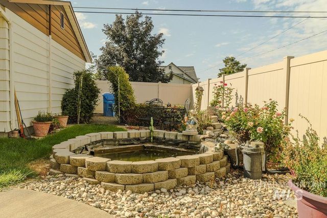 421 E Avenue E, Jerome, ID 83338
