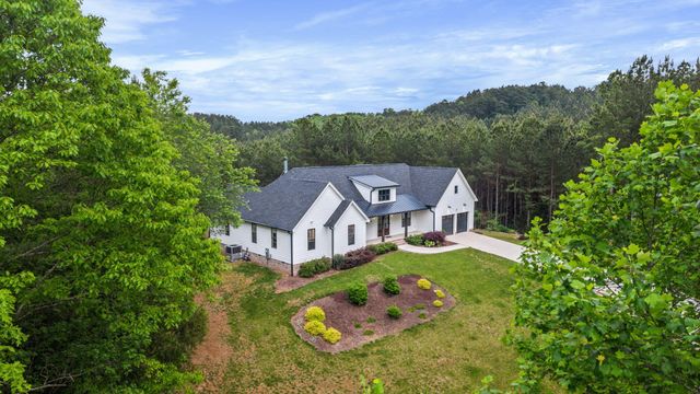 1618 Van Davis Road, NW, Charleston, TN 37310