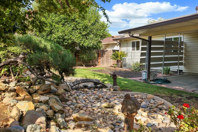 2958 Elmwood Ave, Stockton, CA 95204