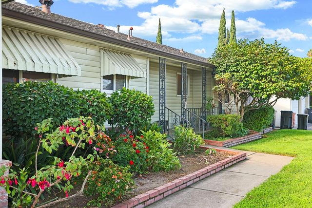 2958 Elmwood Ave, Stockton, CA 95204