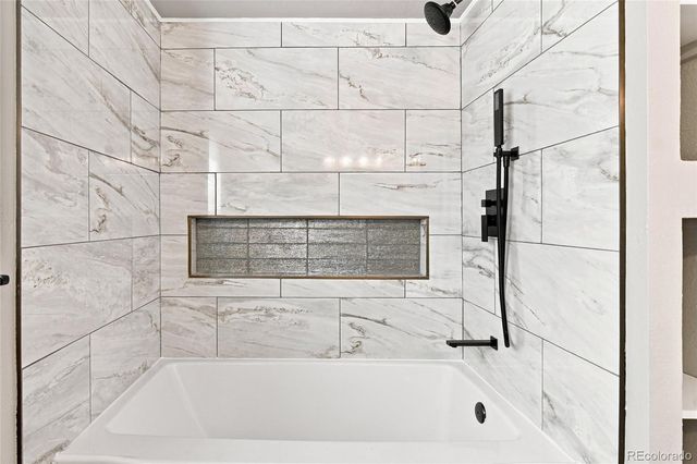 5438 S Union Court, Littleton, CO 80127