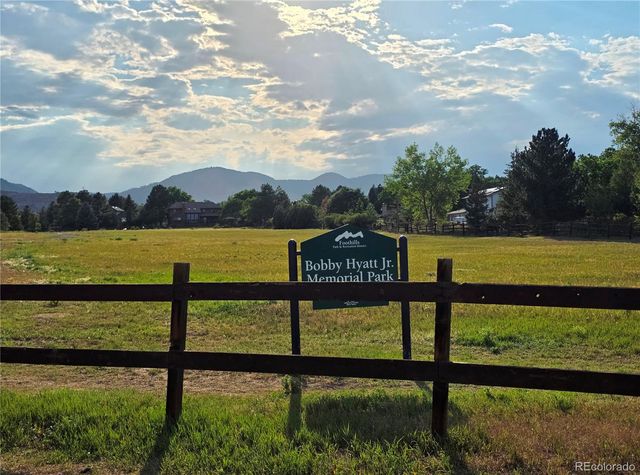 5438 S Union Court, Littleton, CO 80127