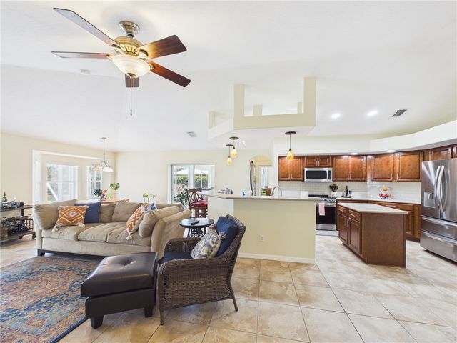 739 S Easy Street, Sebastian, FL 32958