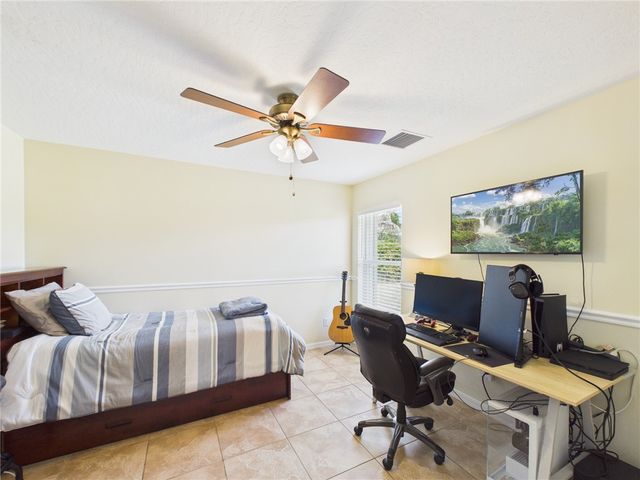 739 S Easy Street, Sebastian, FL 32958