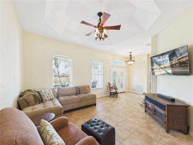 739 S Easy Street, Sebastian, FL 32958