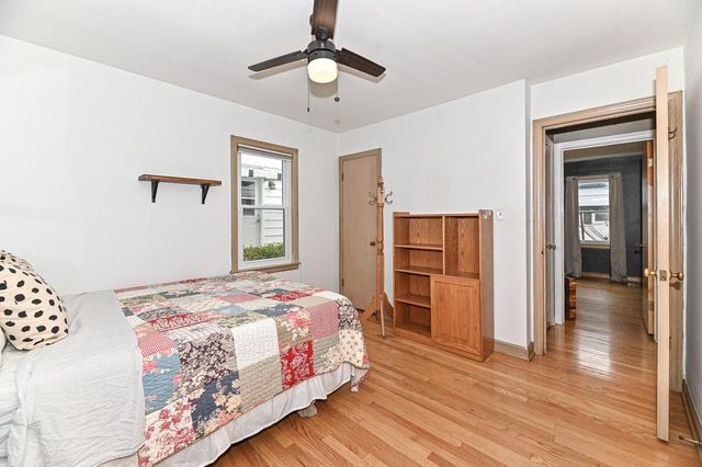 6300 W Cleveland AVENUE, Milwaukee, WI 53219