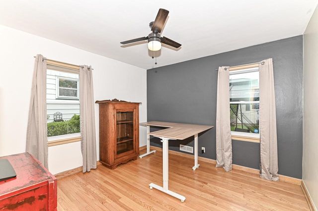 6300 W Cleveland AVENUE, Milwaukee, WI 53219