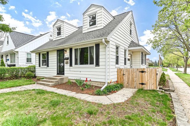 6300 W Cleveland AVENUE, Milwaukee, WI 53219