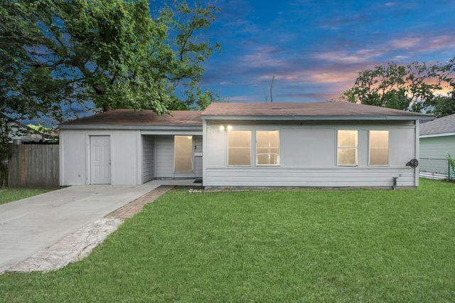 4905 Burma Street, Houston, TX 77033