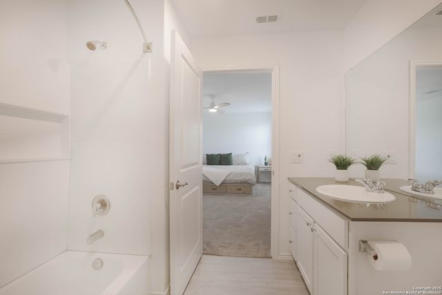 10102 Kersey Mill, San Antonio, TX 78224