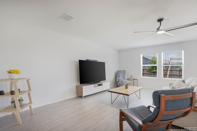 10102 Kersey Mill, San Antonio, TX 78224