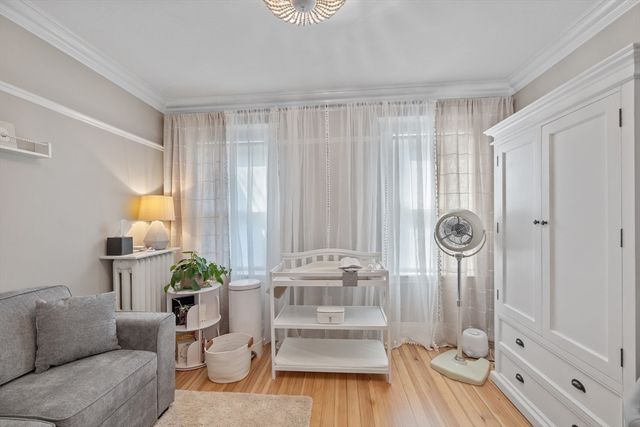 427-429 S Huntington Ave 1, Boston, MA 02130