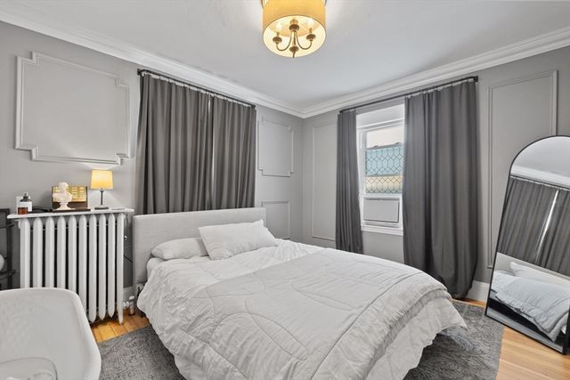 427-429 S Huntington Ave 1, Boston, MA 02130