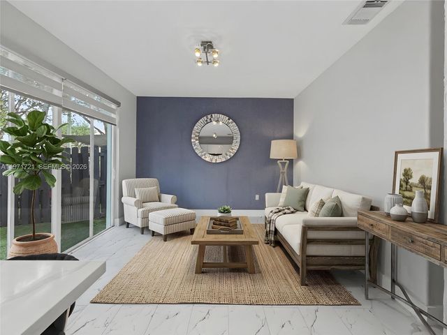 7876 NW 109th Path, Doral, FL 33178