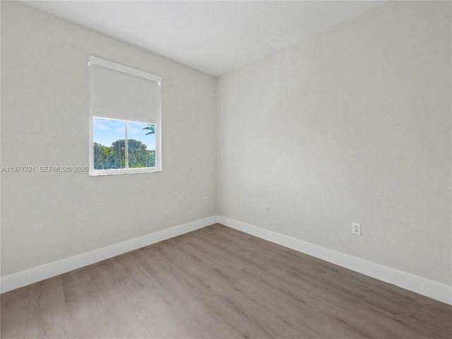 7876 NW 109th Path, Doral, FL 33178