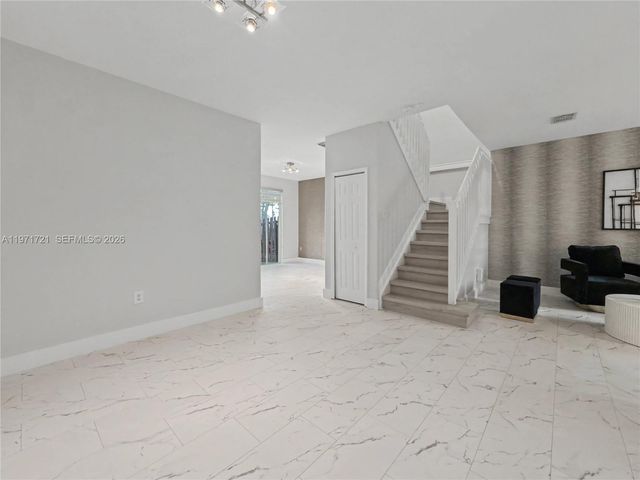 7876 NW 109th Path, Doral, FL 33178