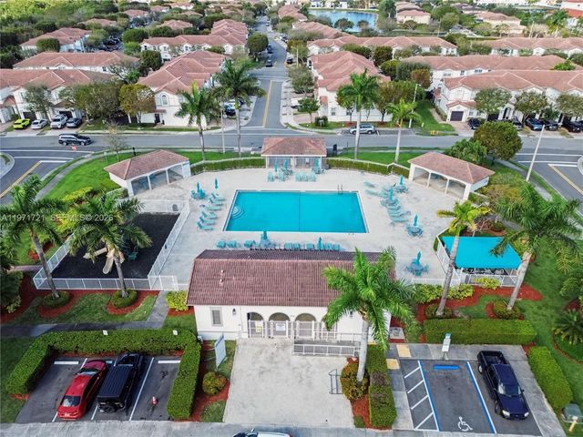 7876 NW 109th Path, Doral, FL 33178