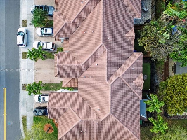 7876 NW 109th Path, Doral, FL 33178