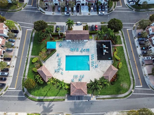 7876 NW 109th Path, Doral, FL 33178