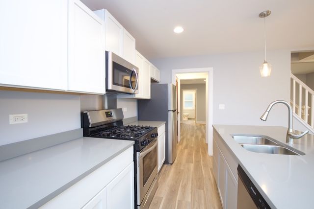 16637 W Brockman Avenue TH, Lincolnshire, IL 60069