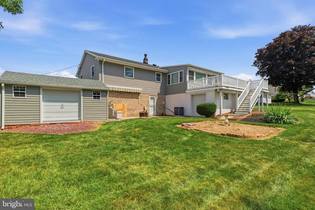 4012 CHARITY DR, Red Lion, PA 17356