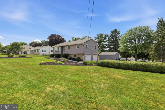4012 CHARITY DR, Red Lion, PA 17356