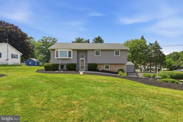4012 CHARITY DR, Red Lion, PA 17356