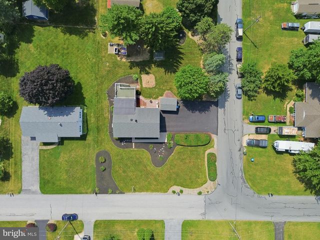 4012 CHARITY DR, Red Lion, PA 17356