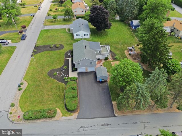 4012 CHARITY DR, Red Lion, PA 17356