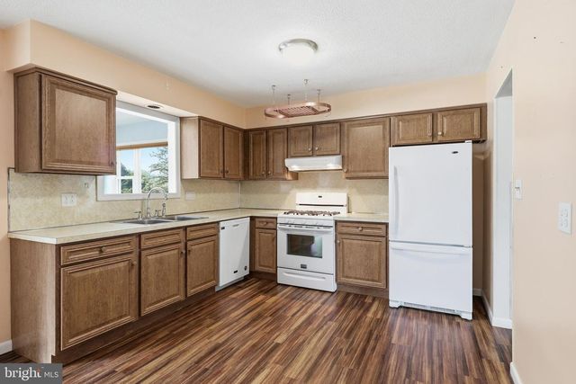 4012 CHARITY DR, Red Lion, PA 17356