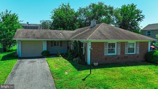 6 PRINCETON LN, Willingboro, NJ 08046