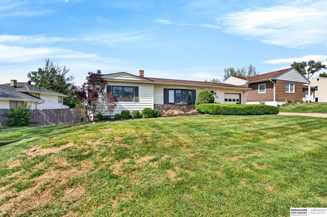 1222 Bellaire Boulevard, Bellevue, NE 68005