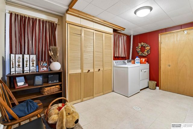 1222 Bellaire Boulevard, Bellevue, NE 68005