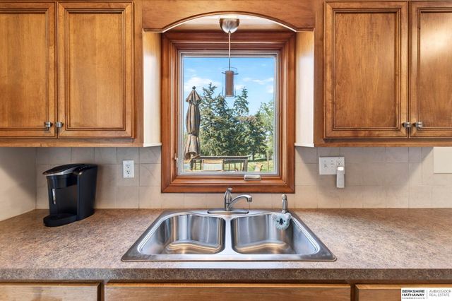 1222 Bellaire Boulevard, Bellevue, NE 68005