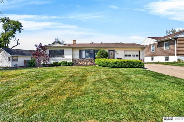 1222 Bellaire Boulevard, Bellevue, NE 68005