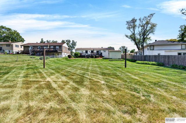 1222 Bellaire Boulevard, Bellevue, NE 68005
