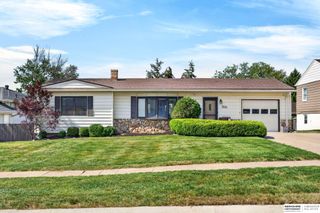 1222 Bellaire Boulevard, Bellevue, NE 68005
