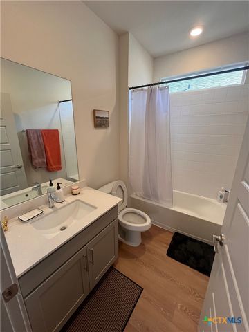 308 Millbrook Boulevard, San Marcos, TX 78666