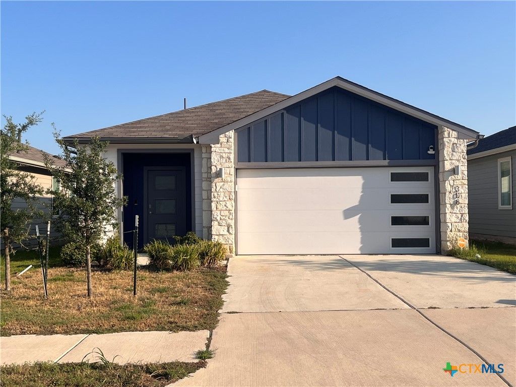 308 Millbrook Boulevard, San Marcos, TX 78666