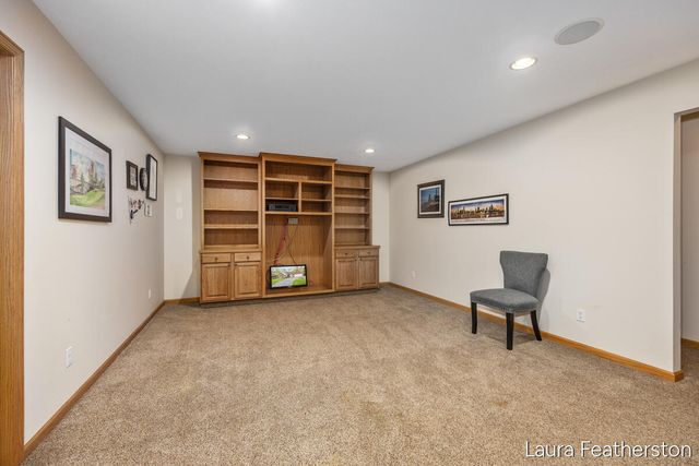 2084 Timberview Drive, Grand Rapids, MI 49525