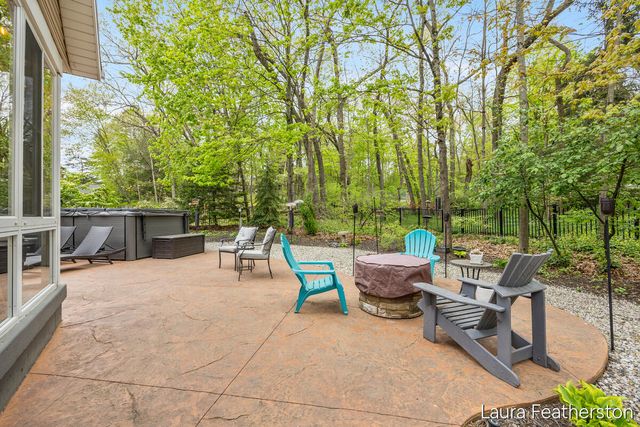 2084 Timberview Drive, Grand Rapids, MI 49525
