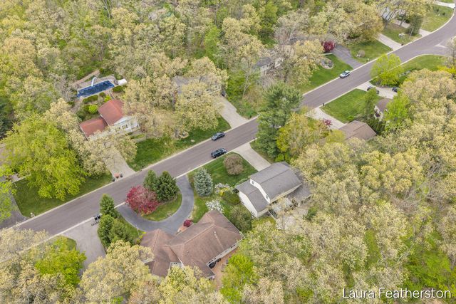 2084 Timberview Drive, Grand Rapids, MI 49525