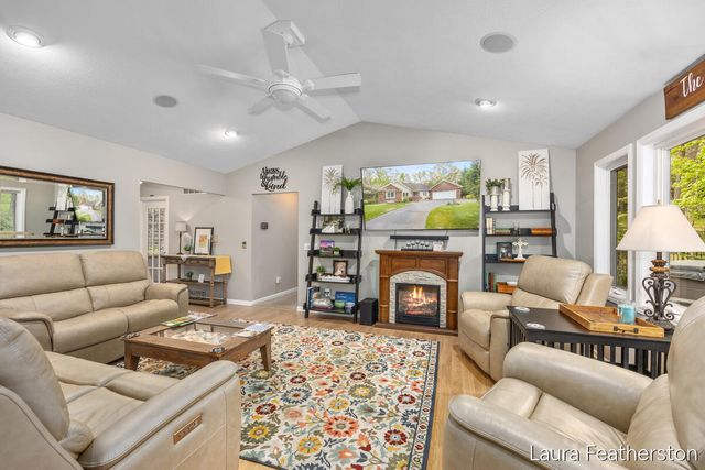 2084 Timberview Drive, Grand Rapids, MI 49525