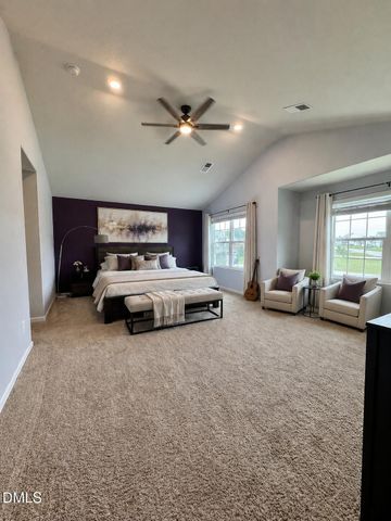 176 Old Head Way, Fuquay Varina, NC 27526