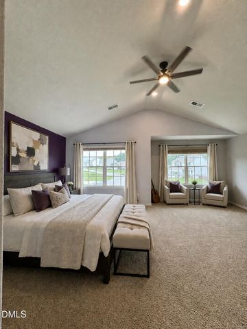 176 Old Head Way, Fuquay Varina, NC 27526